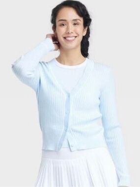 NWT Target All in Motion Light Blue Ribbed Button-Front V-Neck Cardigan